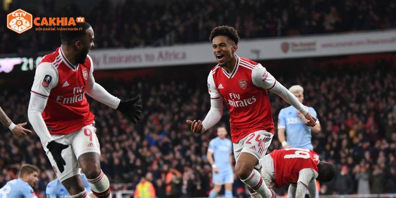  Nhận định thông tin về trận đấu Arsenal và Leeds United